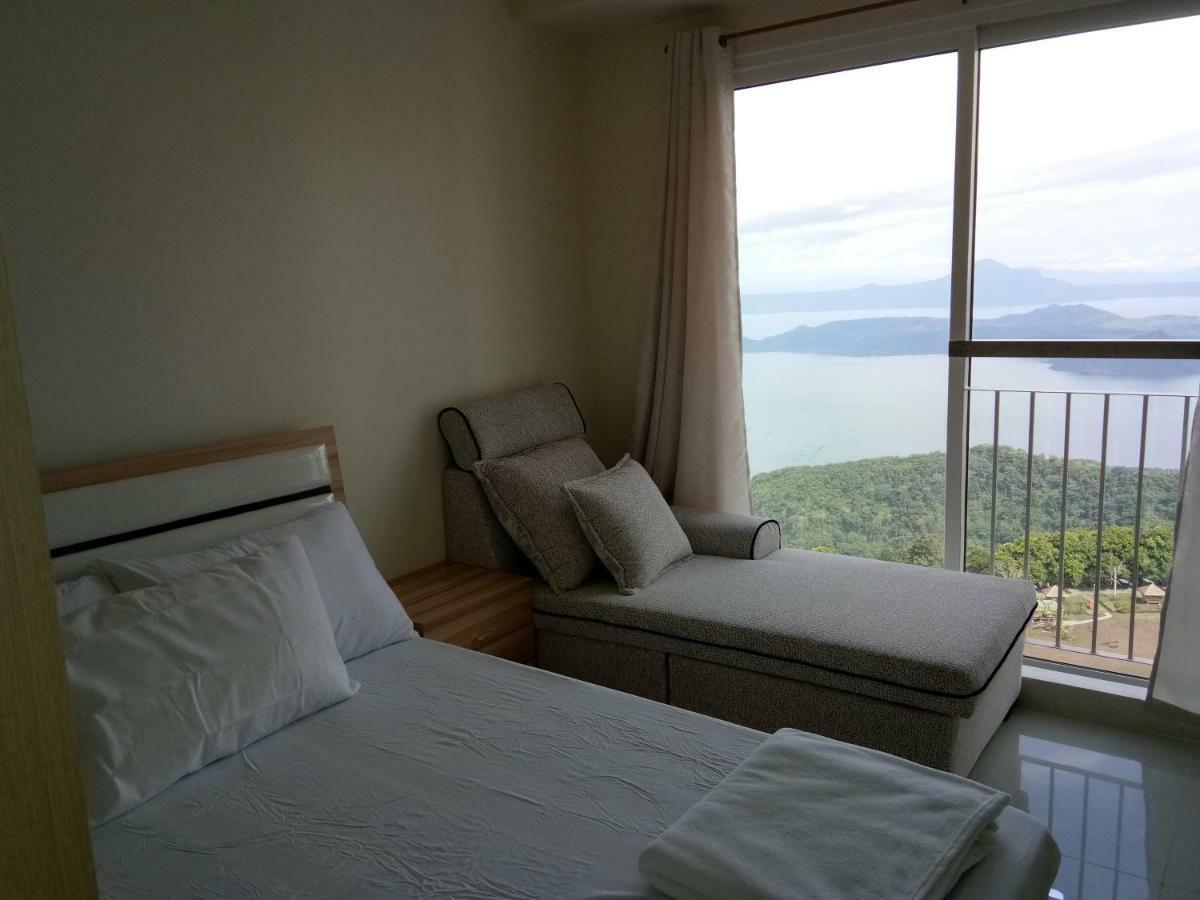 Taal Lake View Wind Residences By Smco Tagaytay City Екстер'єр фото