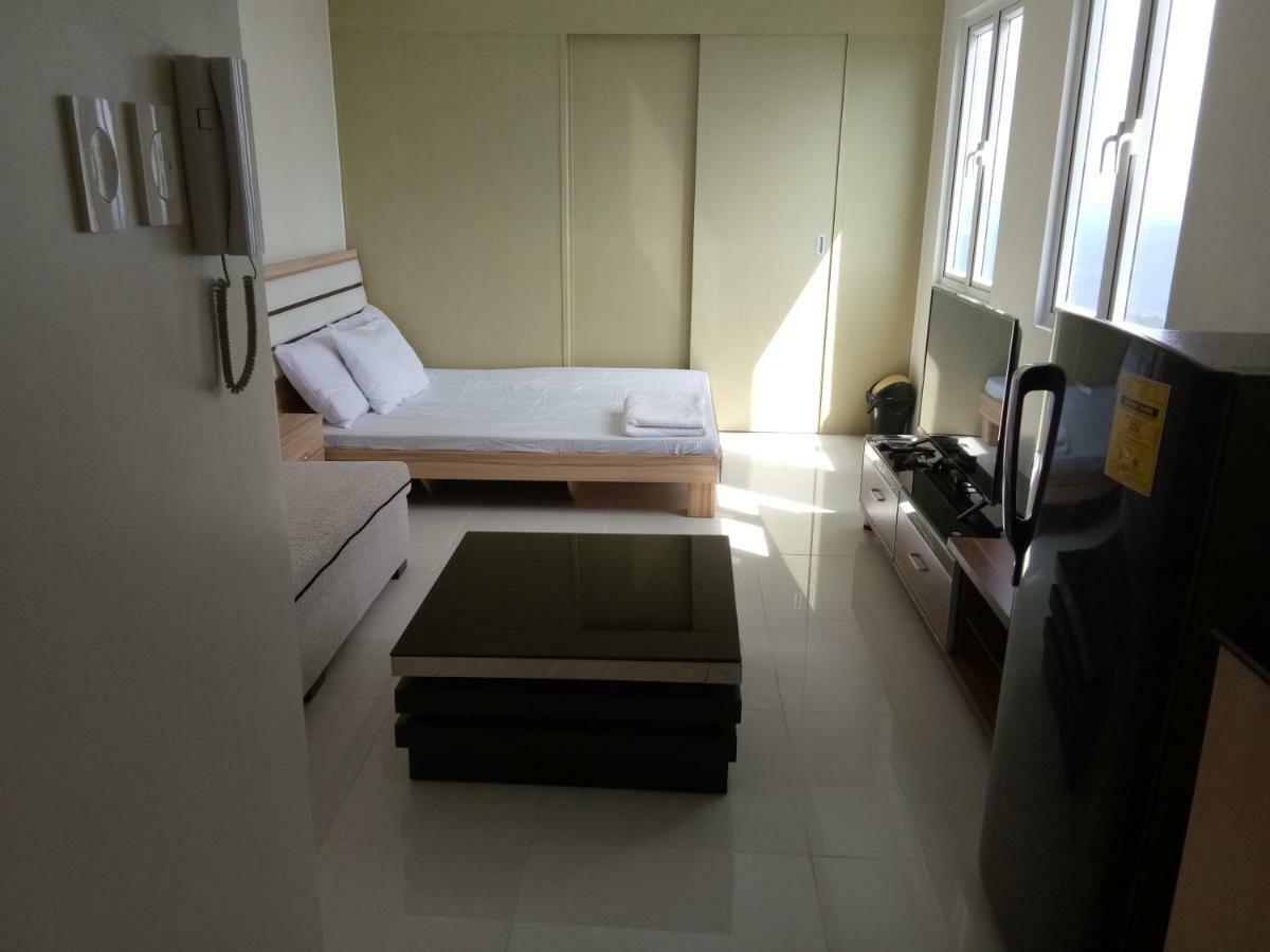 Taal Lake View Wind Residences By Smco Tagaytay City Екстер'єр фото