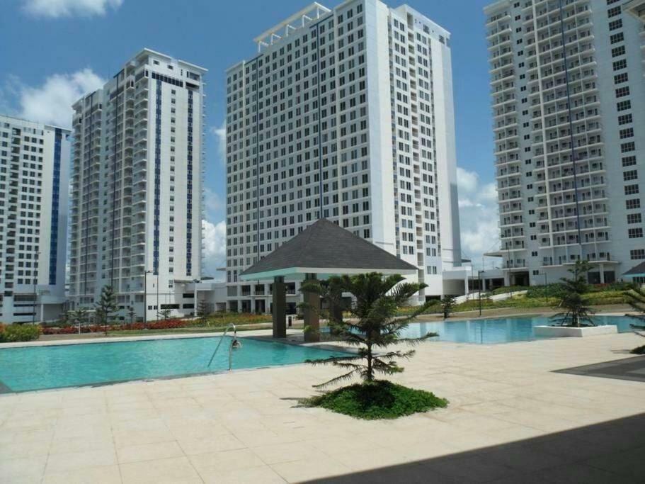 Taal Lake View Wind Residences By Smco Tagaytay City Екстер'єр фото